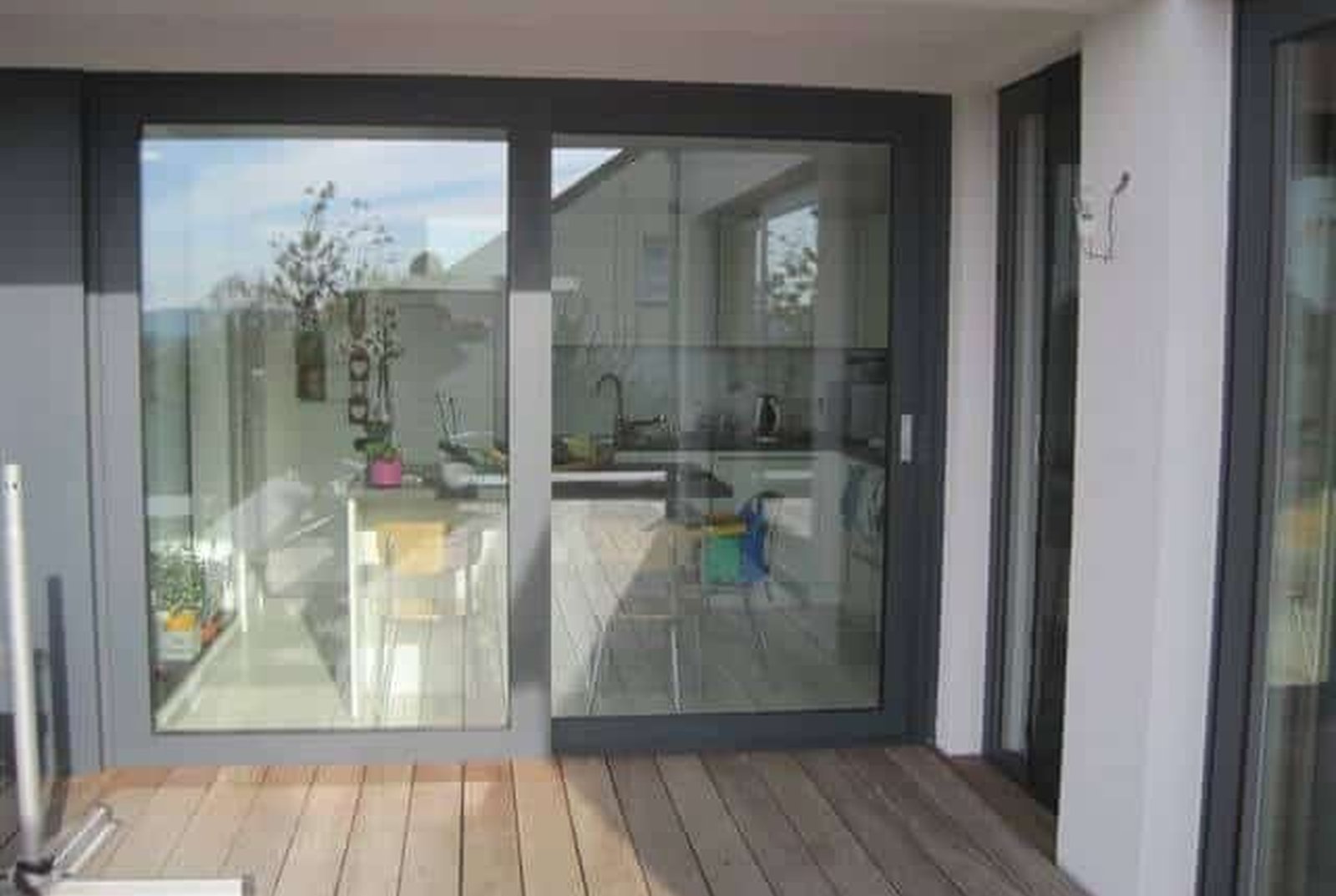 Châssis en aluminium gris anthracite