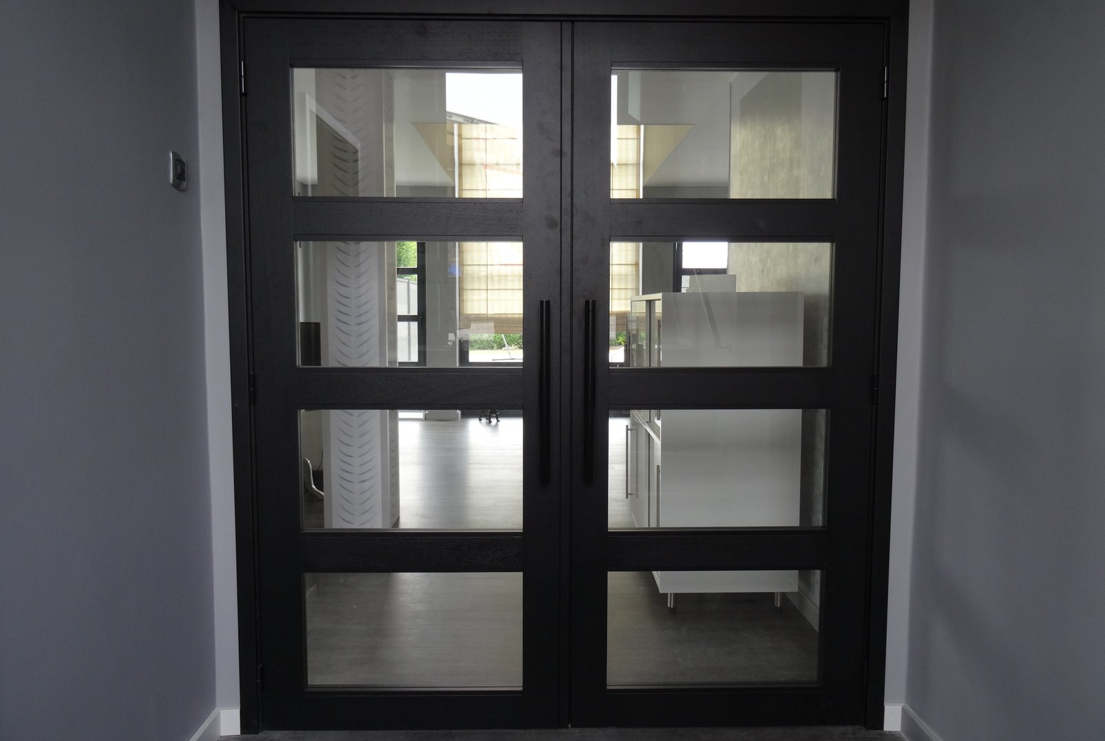 Porte intérieure vitrée moderne