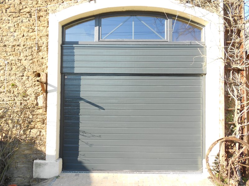 Porte de Garage - Menuiserie Dasnois
